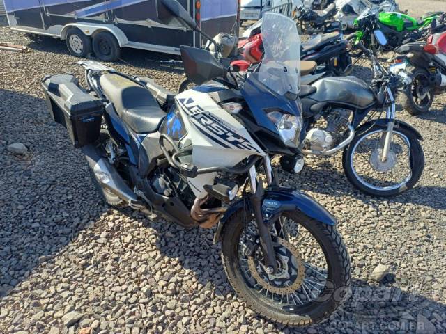 2025 KAWASAKI VERSYS-X 