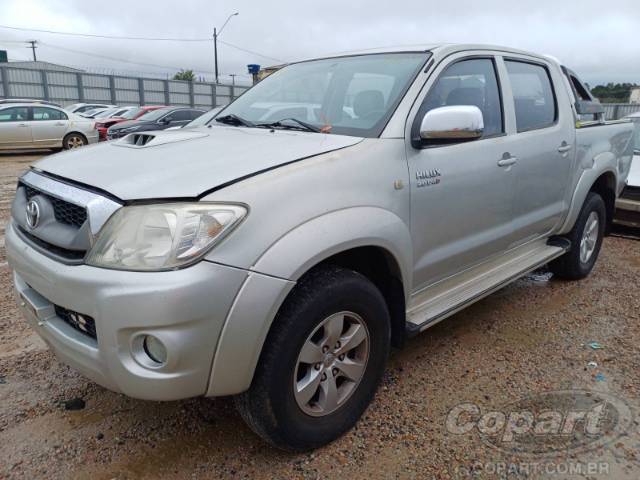 2011 TOYOTA HILUX CD 