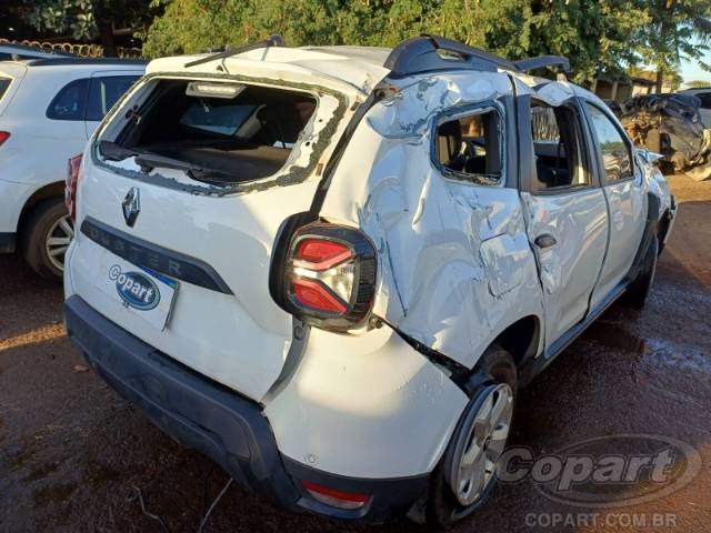 2026 RENAULT DUSTER 