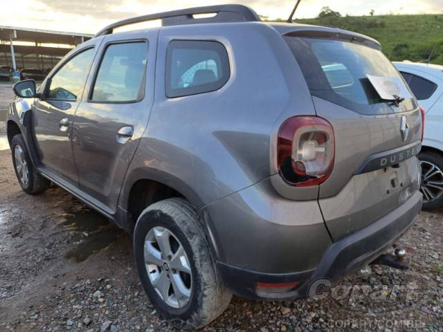 2022 RENAULT DUSTER 