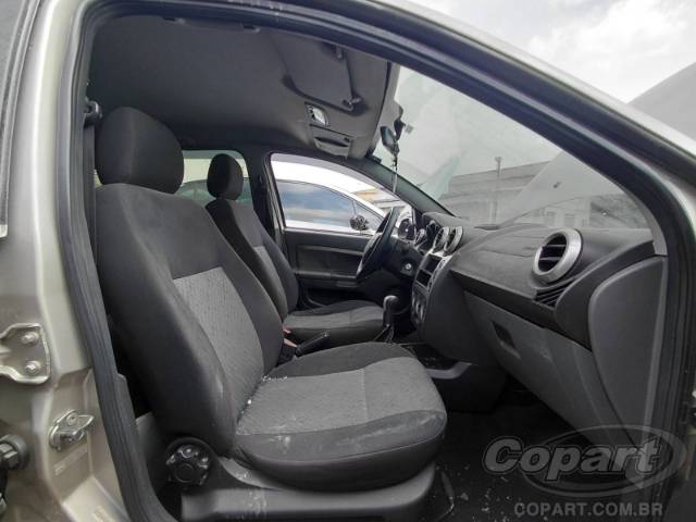 2013 FORD FIESTA 