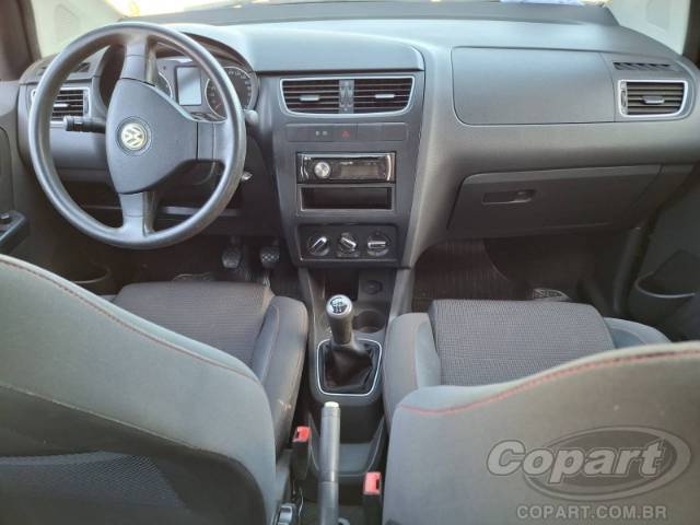 2011 VOLKSWAGEN FOX 