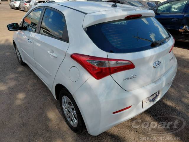 2015 HYUNDAI HB20 