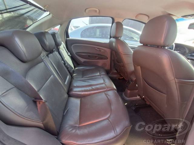 2011 FIAT LINEA 