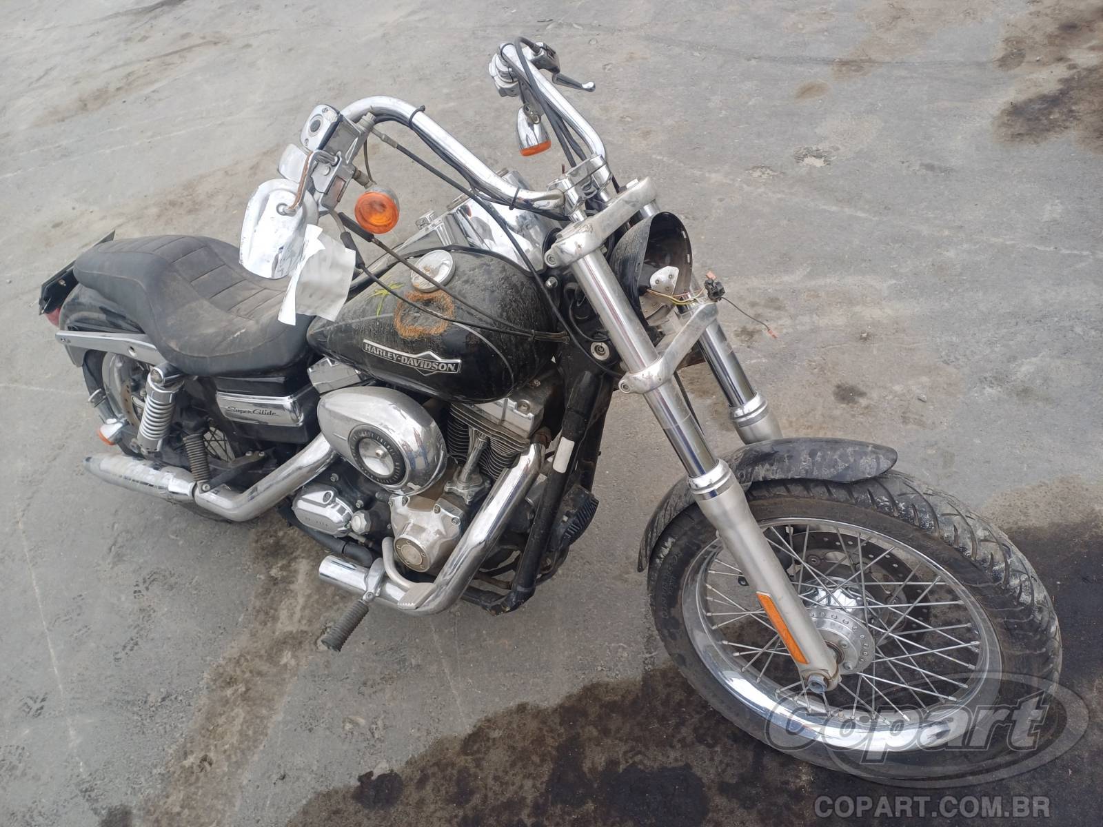 HARLEY-DAVIDSON DYNA 2011