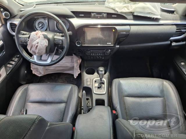 2024 TOYOTA HILUX CD 