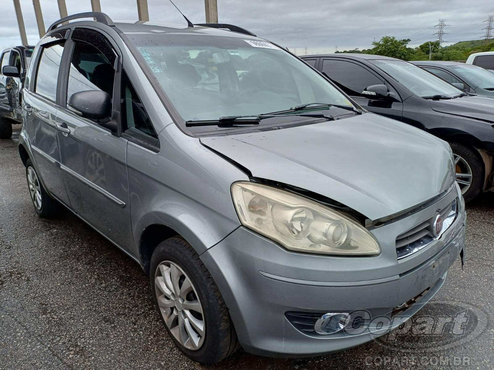 Veículo Fiat Idea Fiat Idea Attractive 1.4 Fire 2012 Colisão Pequena Monta 2012 em leilão