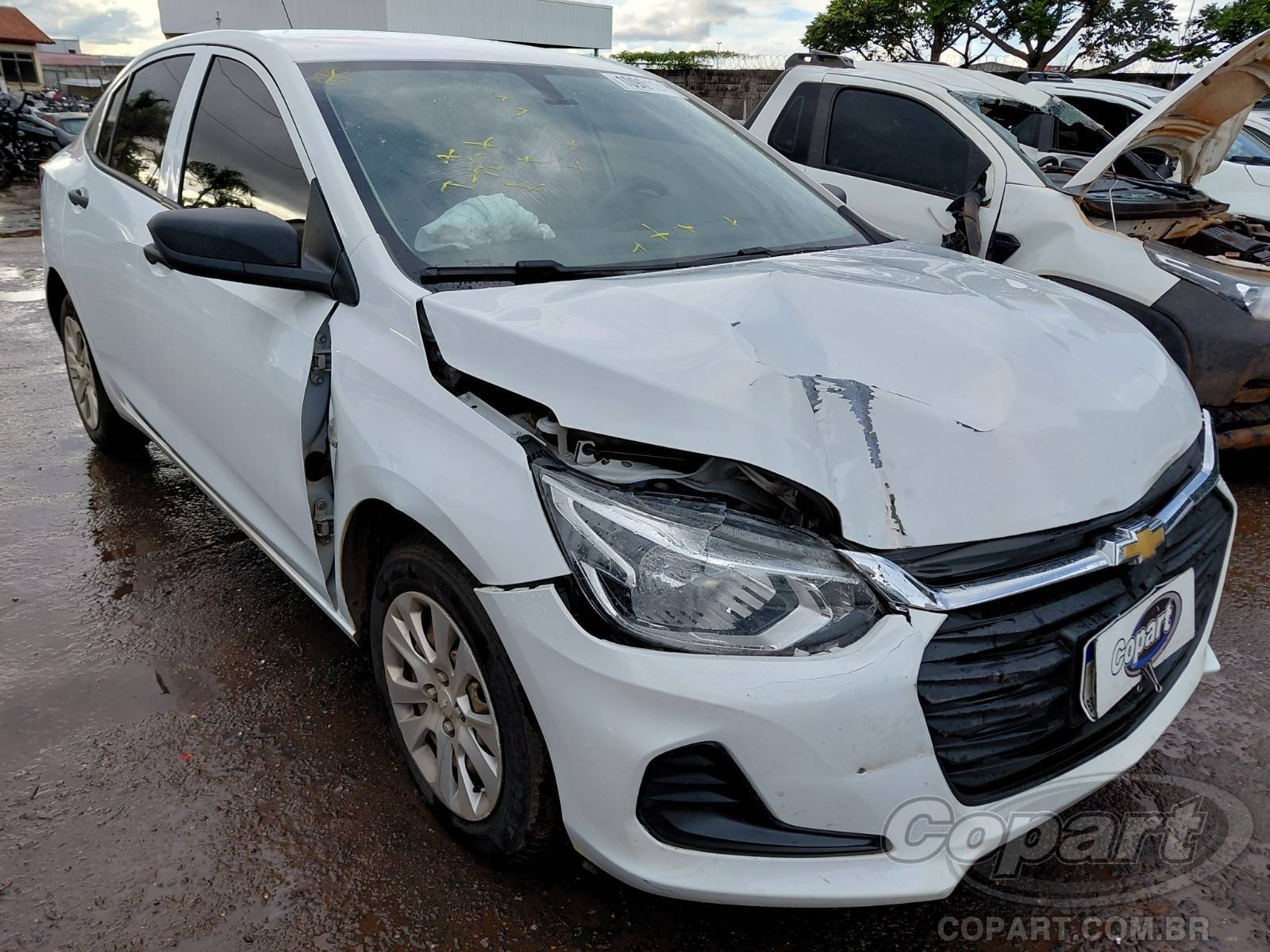 Chevrolet Onix Plus 1.0 Flex