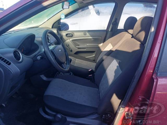 2004 FORD FIESTA 
