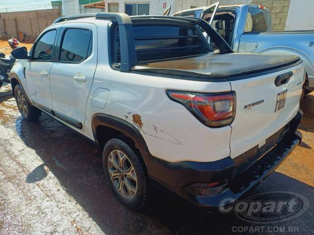 2022 FIAT STRADA CD 