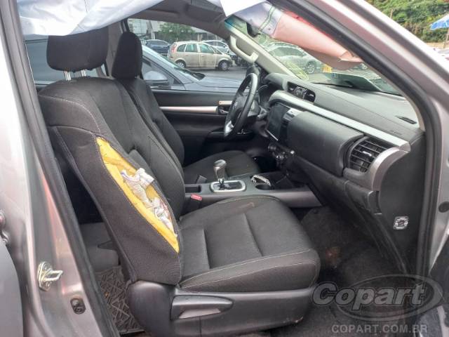 2024 TOYOTA HILUX CD 