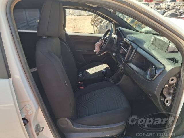 2025 FIAT STRADA CD 