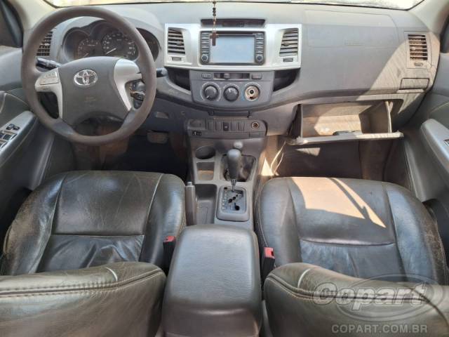 2013 TOYOTA HILUX CD 
