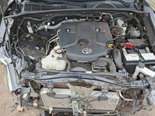 2024 TOYOTA HILUX CD 