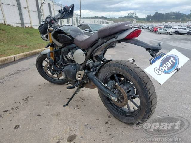 2025 TRIUMPH SCRAMBLER 