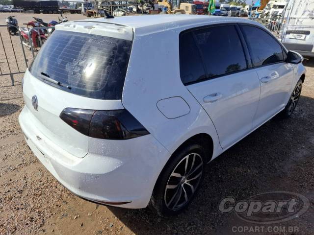 2014 VOLKSWAGEN GOLF 