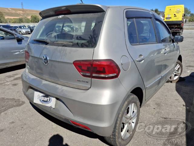 2015 VOLKSWAGEN FOX 