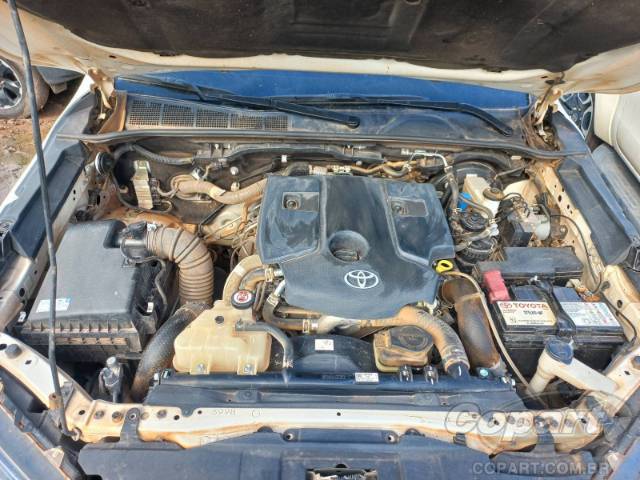 2025 TOYOTA HILUX CD 