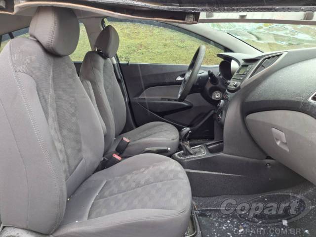 2017 HYUNDAI HB20S 
