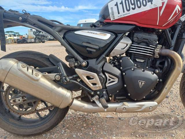 2025 TRIUMPH SPEED 