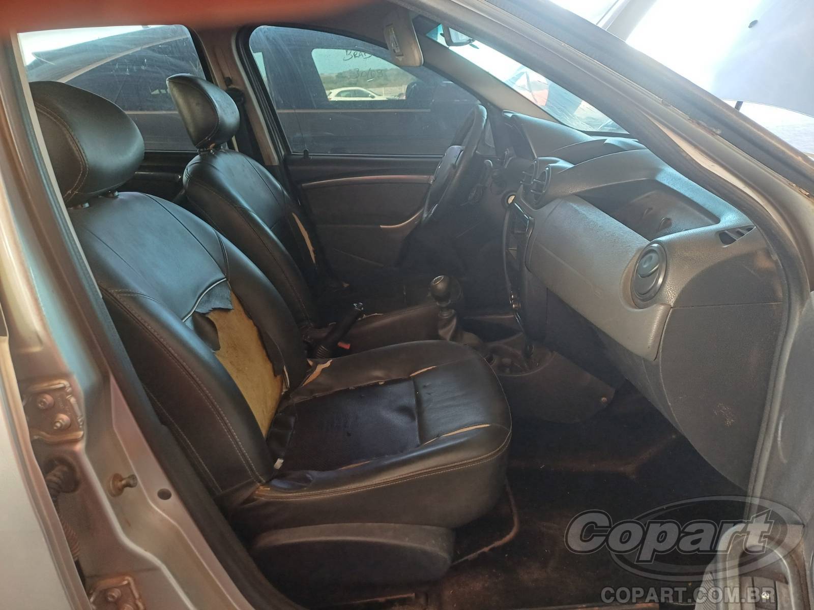 2013 RENAULT DUSTER — foto 5 de 12