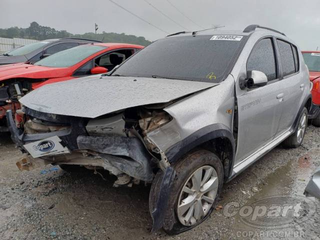 2014 RENAULT SANDERO 