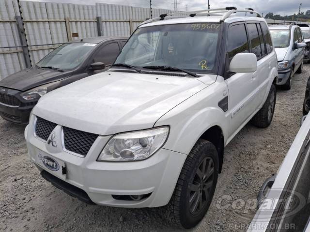 2013 MITSUBISHI PAJERO TR4 