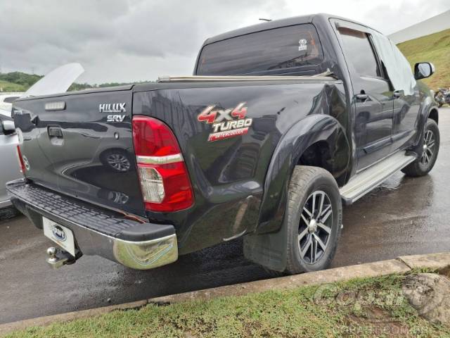 2013 TOYOTA HILUX CD 