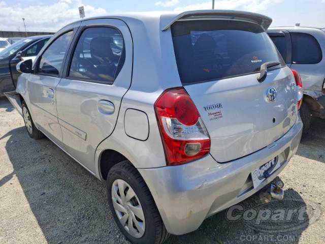 2017 TOYOTA ETIOS 