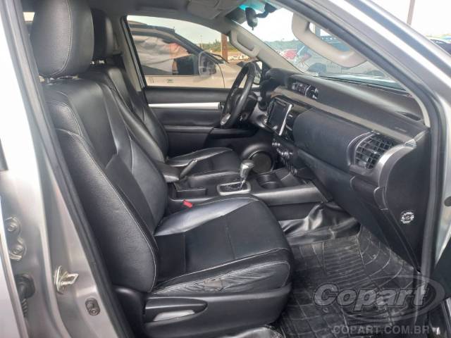 2017 TOYOTA HILUX CD 