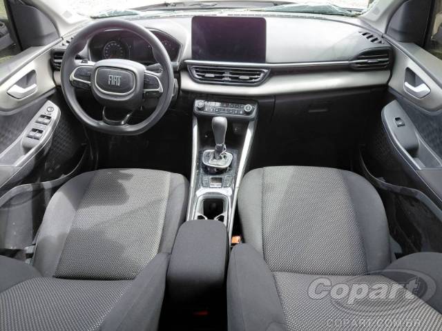 2025 FIAT FASTBACK 
