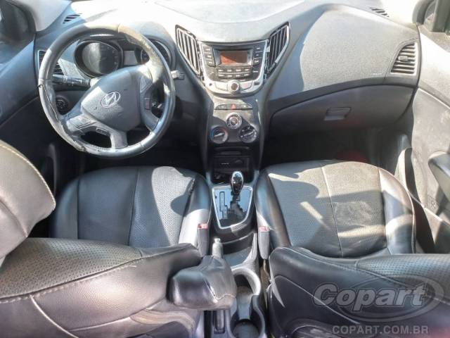 2015 HYUNDAI HB20S 