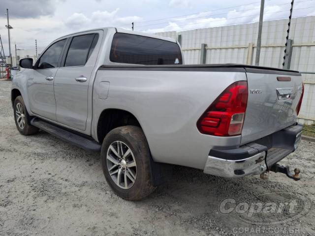 2017 TOYOTA HILUX CD 