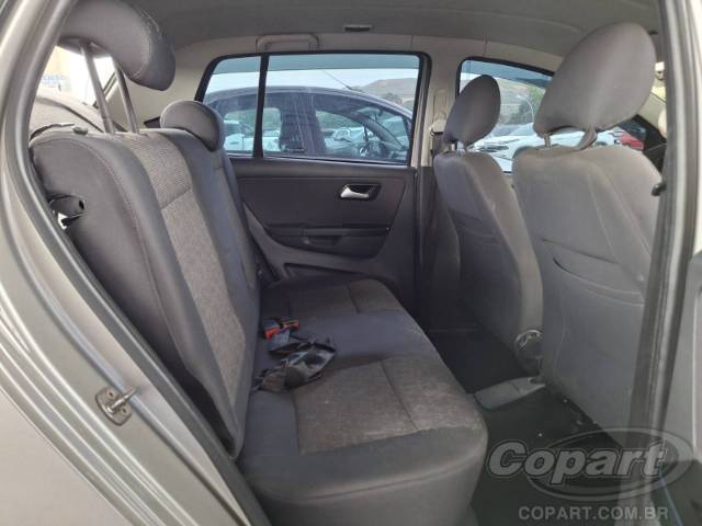 2013 VOLKSWAGEN FOX 