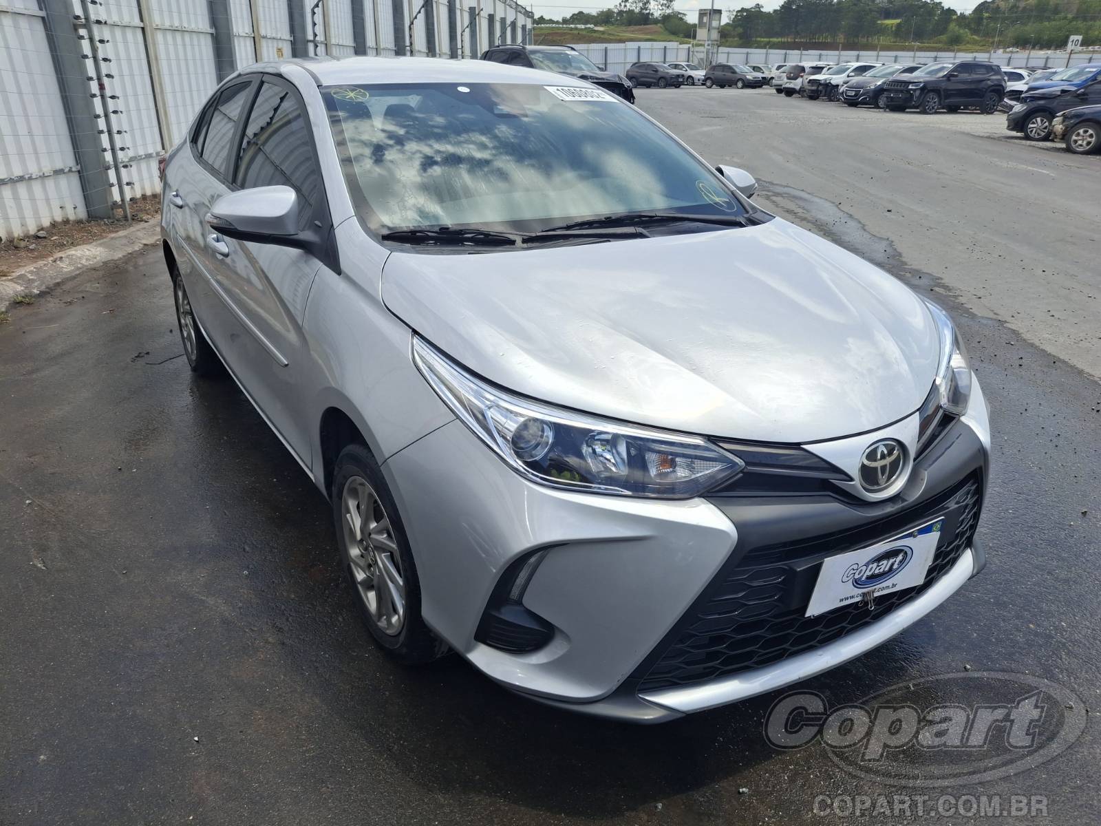 Veículo Toyota Yaris TOYOTA YARIS SEDA 2022 2023 em leilão