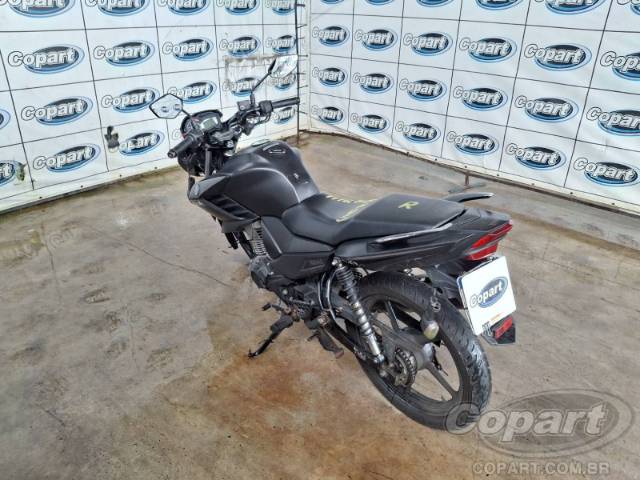 2025 YAMAHA FAZER 