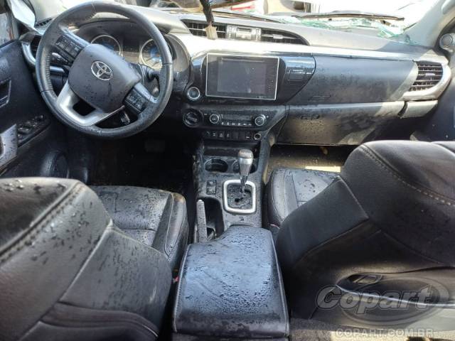 2017 TOYOTA HILUX CD 