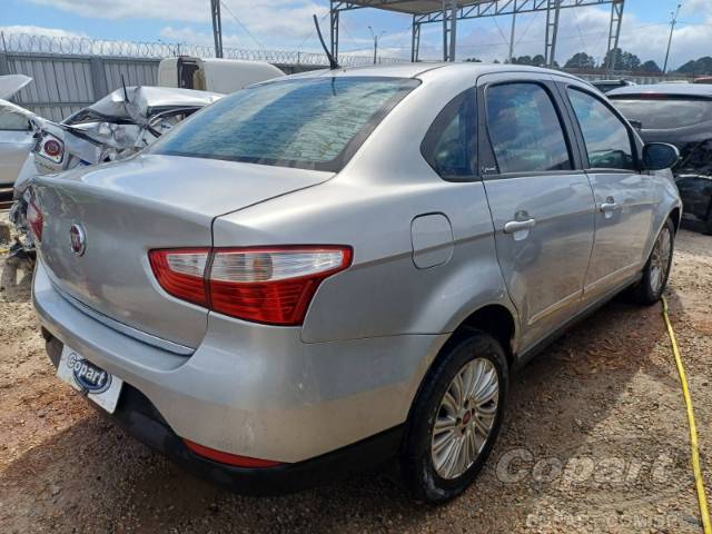 2016 FIAT GRAND SIENA 