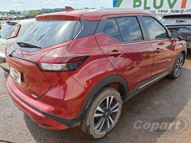 2025 NISSAN Kicks Play 