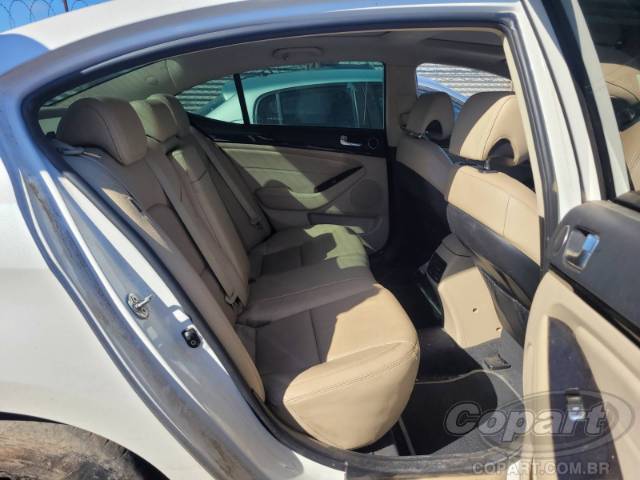 2014 KIA CADENZA 