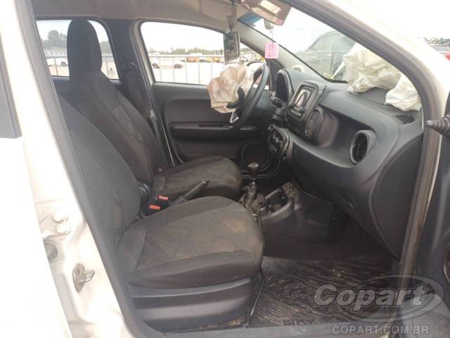 2017 FIAT MOBI 