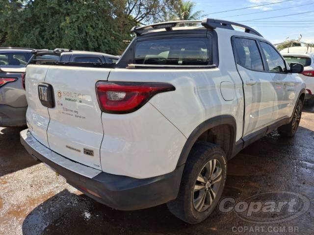 2022 FIAT TORO 