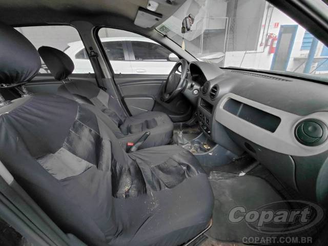 2009 RENAULT SANDERO 