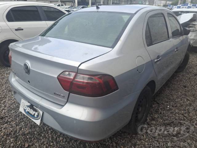 2015 VOLKSWAGEN VOYAGE 