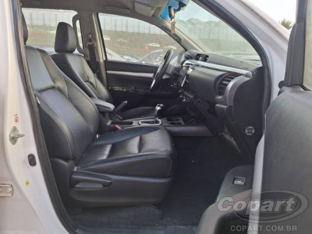 2016 TOYOTA HILUX CD 
