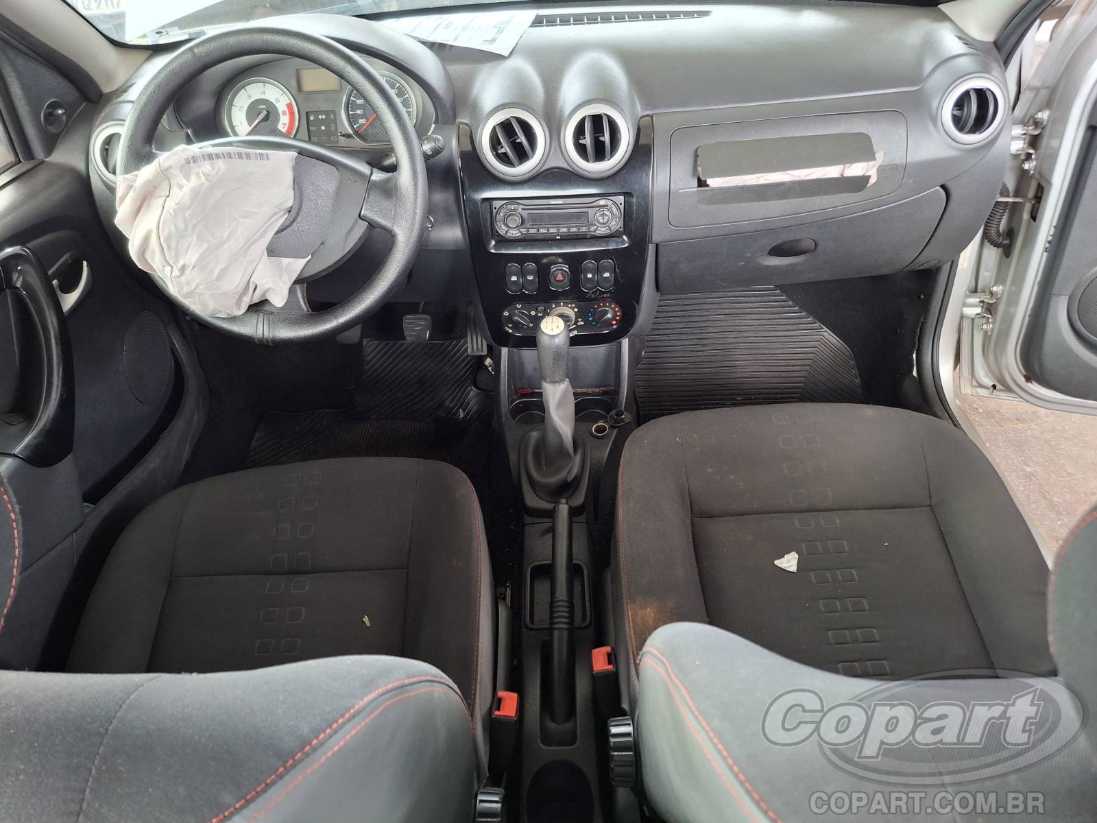 2011 RENAULT SANDERO — foto 9 de 10