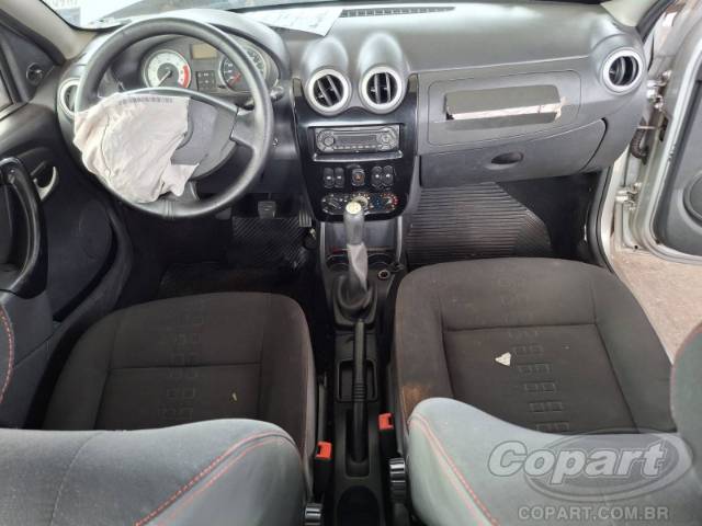 2011 RENAULT SANDERO 