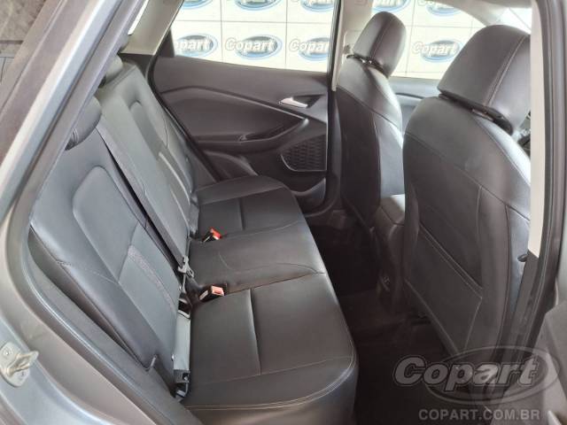 2025 CHEVROLET TRACKER 