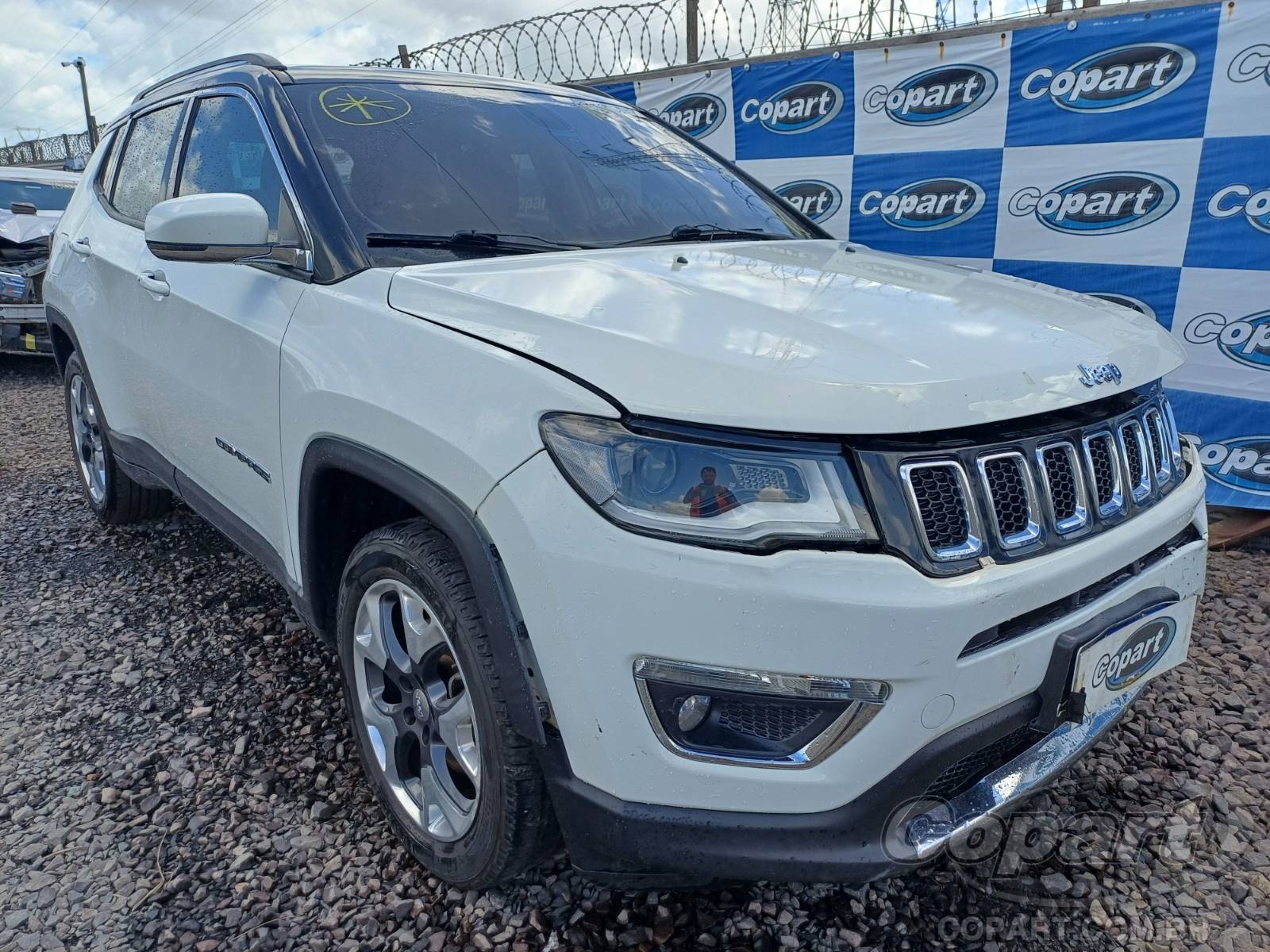 Veículo Fiat Compass Jeep Compass Limited 2.0 16V Tigershark 2018 2018 em leilão