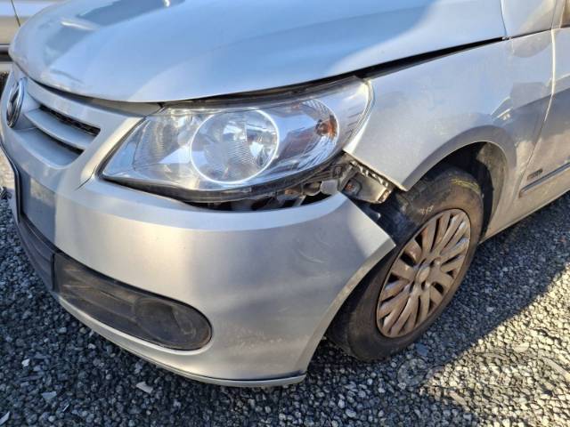 2011 VOLKSWAGEN GOL 